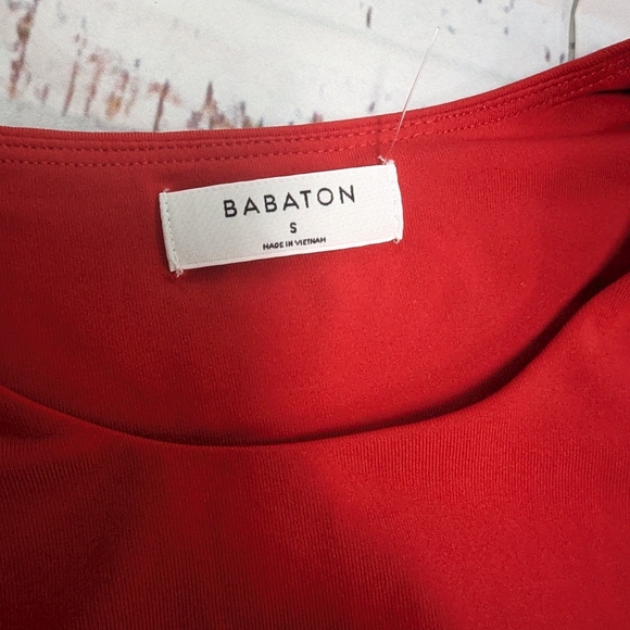 Aritzia Babaton long sleeve cut out Top. - Picture 5 of 6